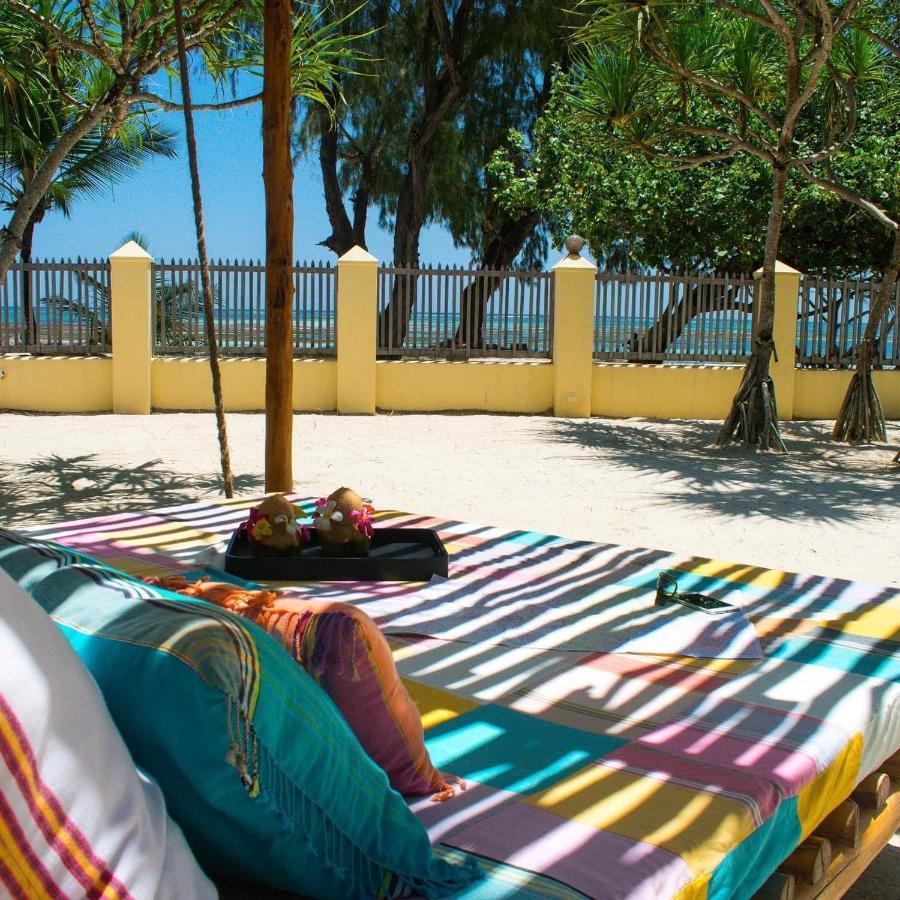 Bed and Breakfast Zumzum Beach House Kinondo Экстерьер фото